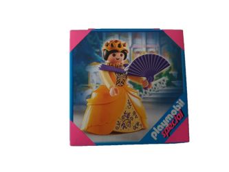 Special Gräfin mit Fächer 4657 Special Gräfin mit Fächer 4657