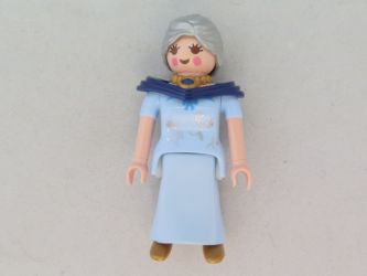 Frau Königin Frau Königin