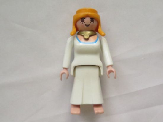Frau Baronin Frau Baronin