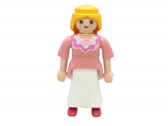 Frau Edle Noble Frau Prinzessin Frau Edle Noble Frau Prinzessin