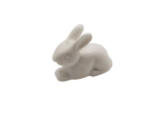 Hasenkind liegend Hasenkind liegend