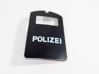 {titel} {titel}