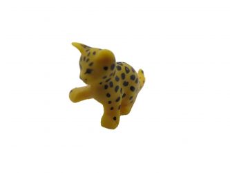 Leopard Baby sitzend Leopard Baby sitzend