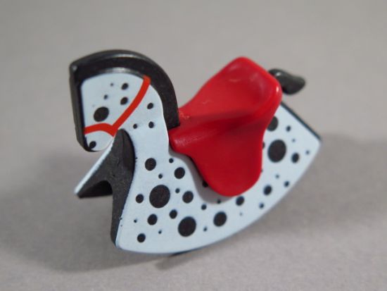 Schaukelpferd Schaukelpferd